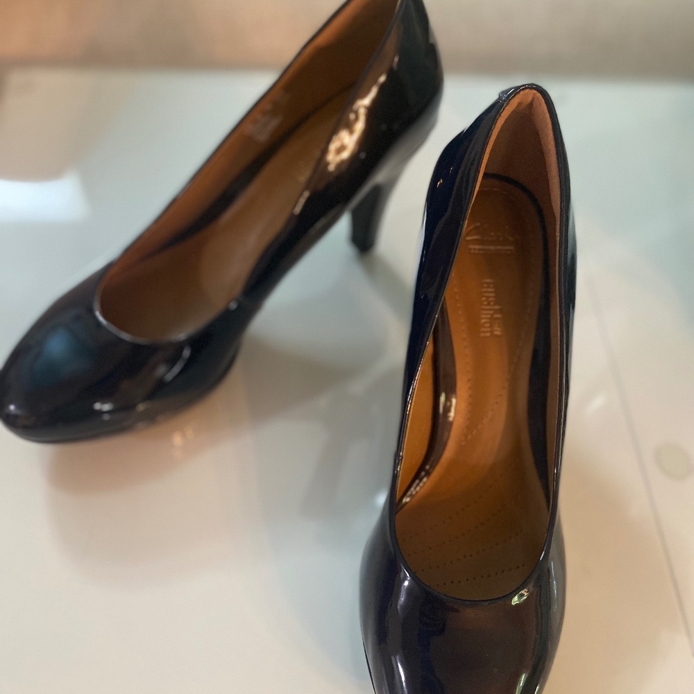 Clarks Blue Pumps with 3 inch heel